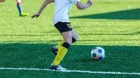 葡萄牙体育主场大胜曼城，约克雷斯独中三元